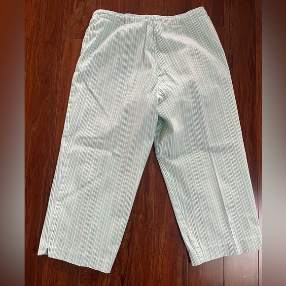 BW Sport Capris - Picture 5 of 5